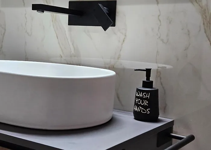 Nica カターニア